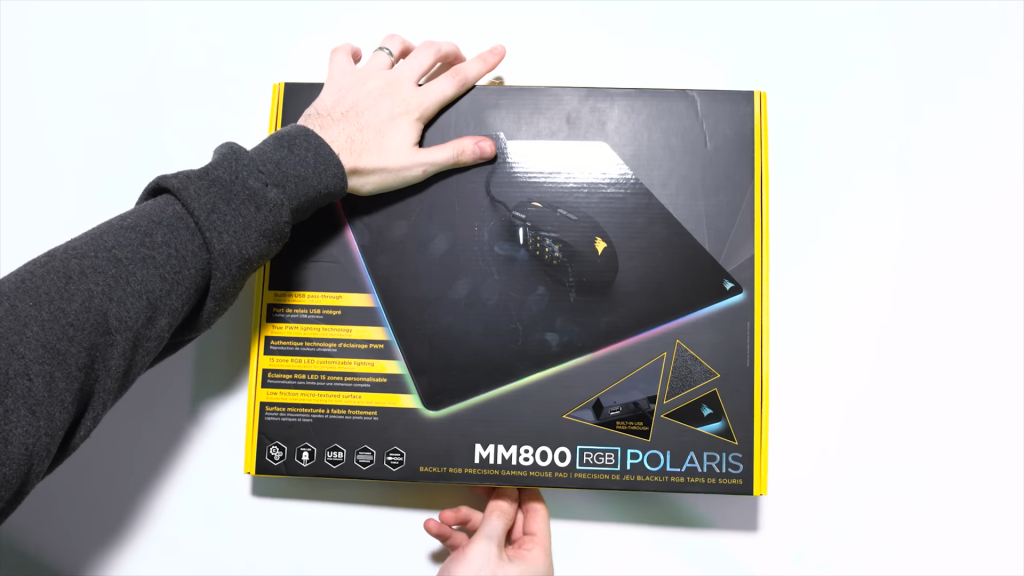 Corsair Polaris MM800 RGB Mousepad unboxing
