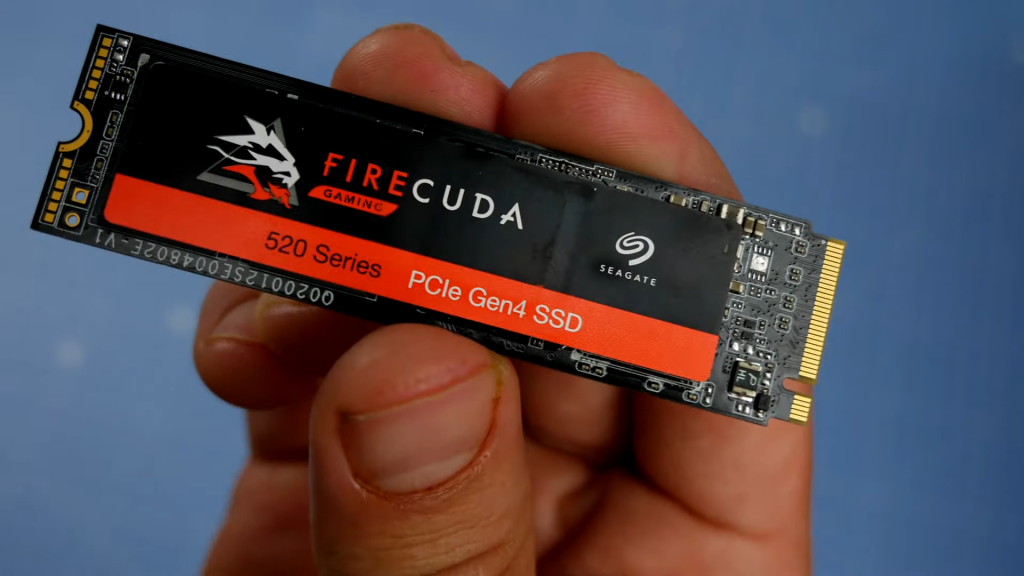 Seagate Firecuda 530 NVMEe SSD in hands, unnoxed