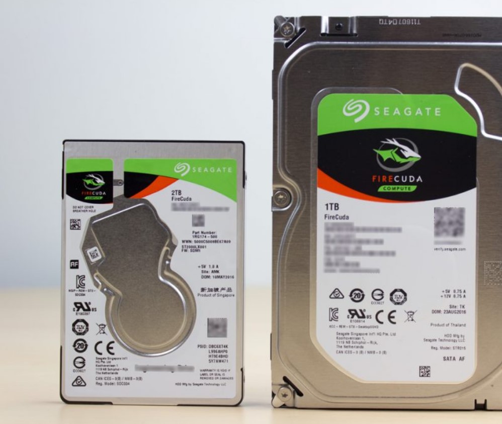 comparing Seagate Firecuda Hybrid Drive 2.5 in and 3.5 in